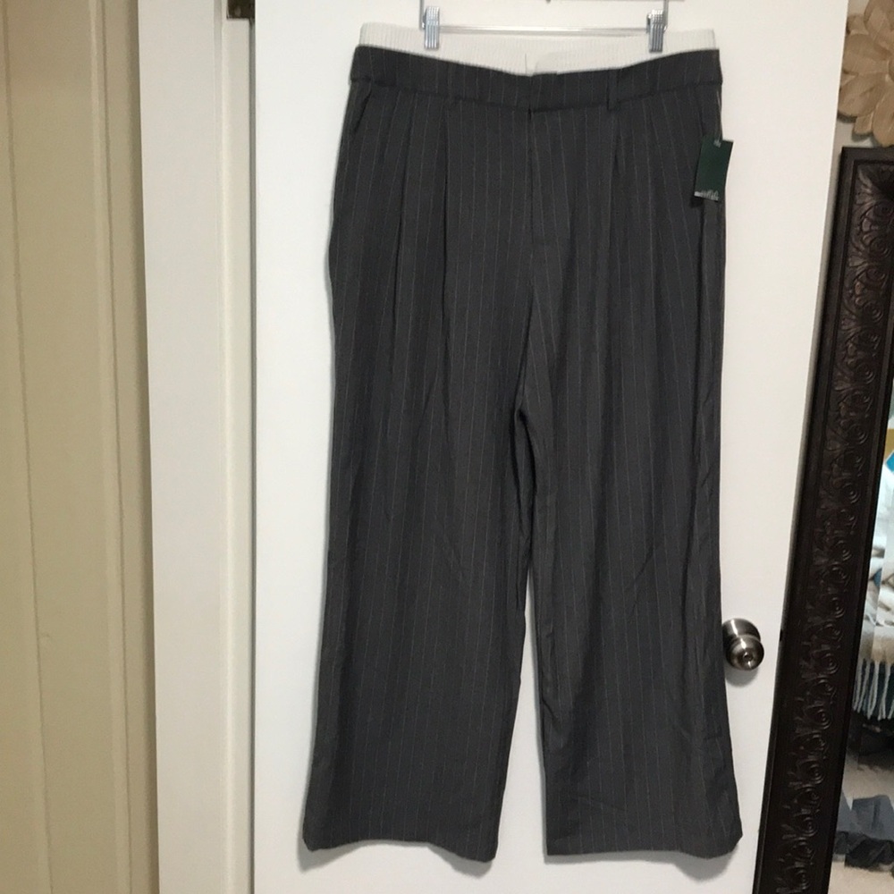 NEW High-Rise Wide Leg Boxer Trousers - Wild Fable - Picture 3 of 9